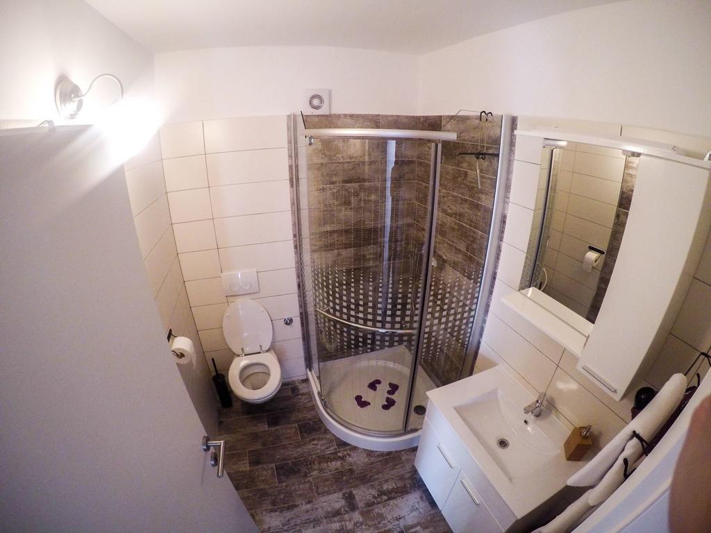 Apartmani Tuheljske ตูเฮลย์สเก ตอปลิตเซ ภายนอก รูปภาพ