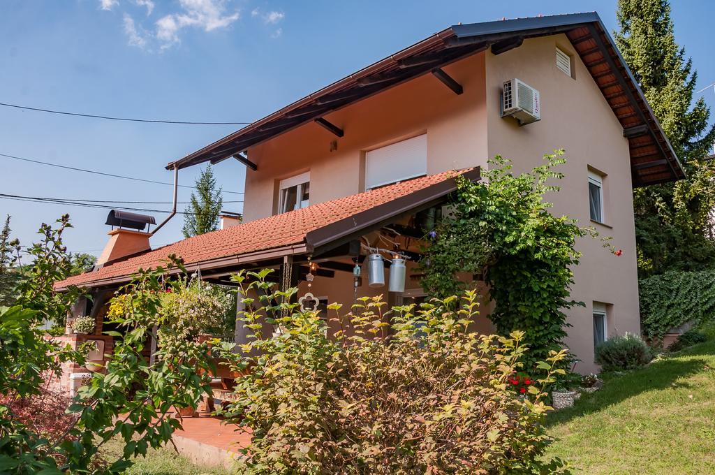 Apartmani Tuheljske ตูเฮลย์สเก ตอปลิตเซ ภายนอก รูปภาพ