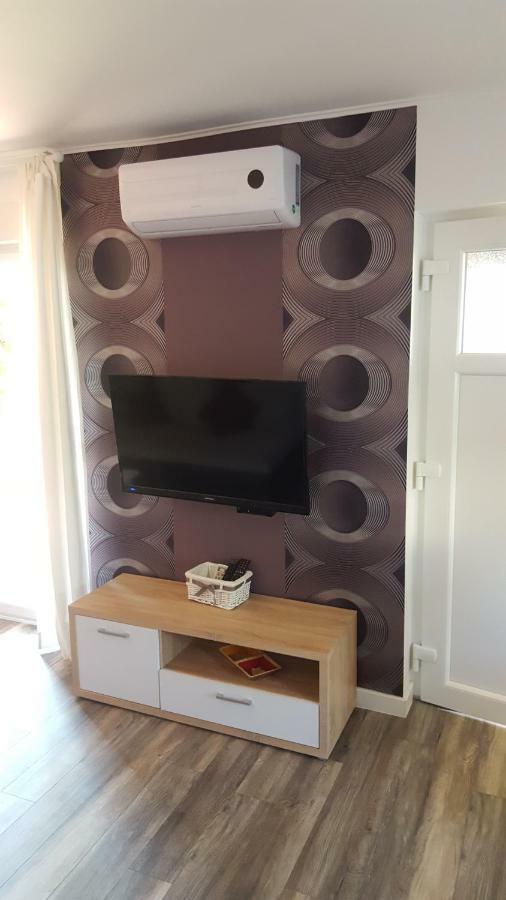 Apartmani Tuheljske ตูเฮลย์สเก ตอปลิตเซ ภายนอก รูปภาพ